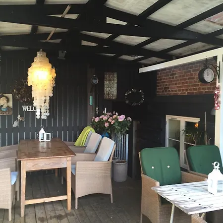 Huset 3* Гриннстед